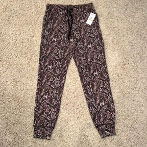 NWT-Jessica Simpson jogger pants